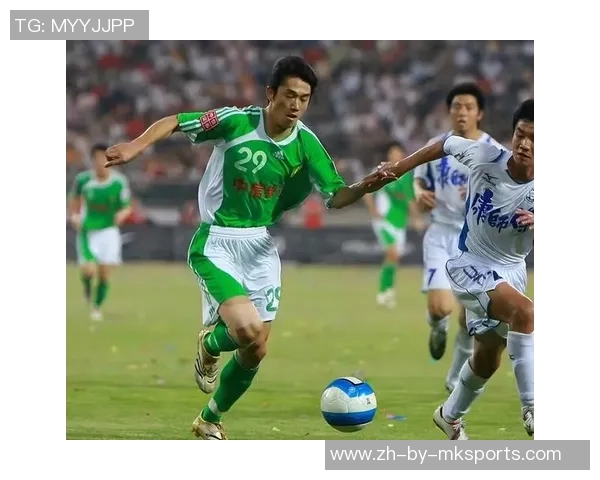 足球场上的十大低级失误球员盘点 这些糟糕时刻令人唏嘘 足球场上的十大低级失误球员盘点 这些糟糕时刻令人唏嘘